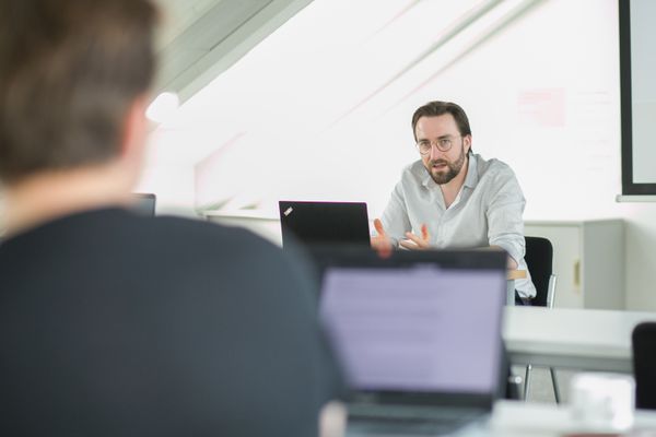 Nils Bühler in einem Zotero-Obsidian-Workshop